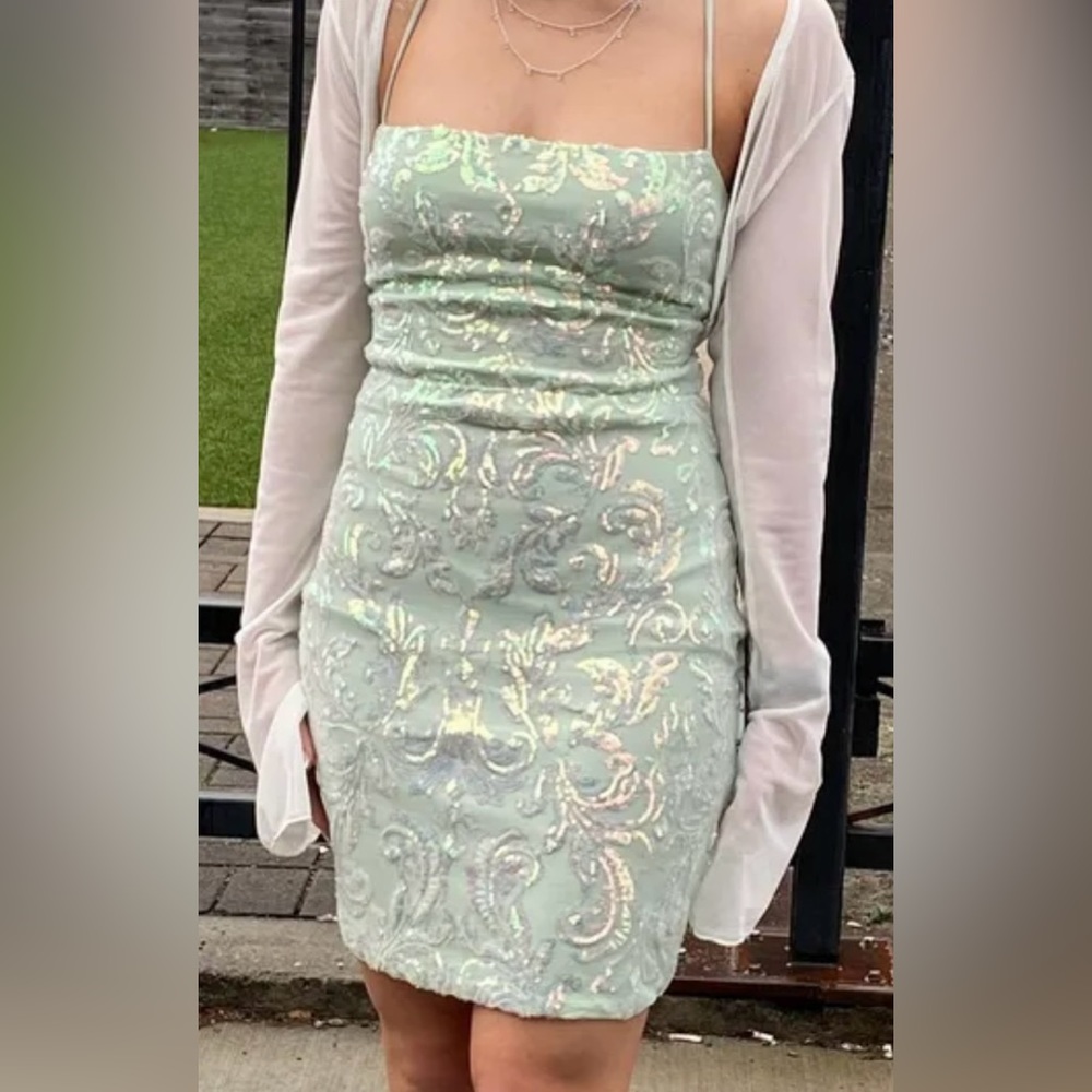 windsor homecoming dress